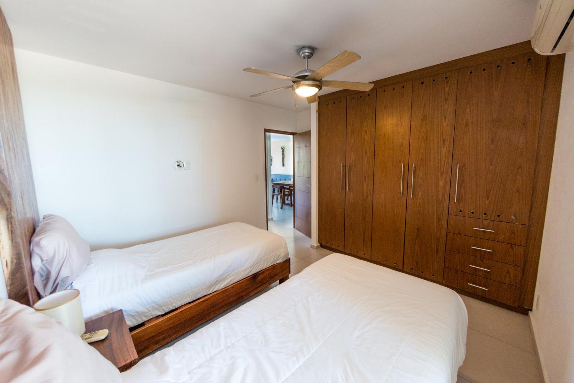 New Beachfront Luxury Apartments Cancún Eksteriør billede