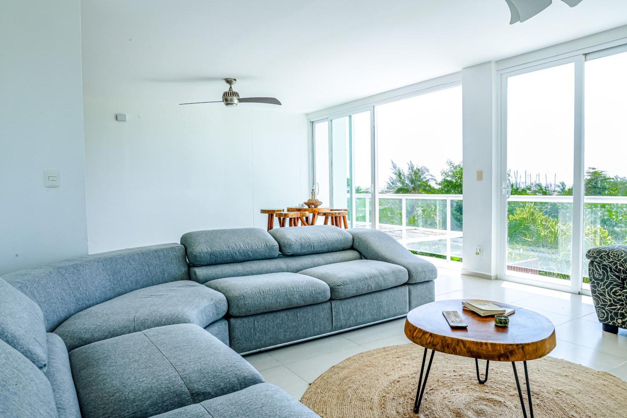 New Beachfront Luxury Apartments Cancún Eksteriør billede