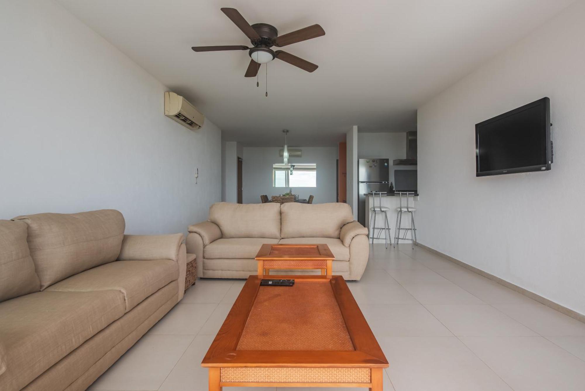 New Beachfront Luxury Apartments Cancún Eksteriør billede