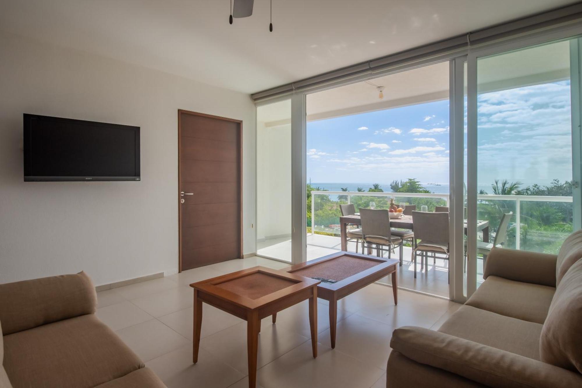 New Beachfront Luxury Apartments Cancún Eksteriør billede